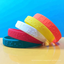 Free Sample Fitness Embossed Braille Silicone Wristbands Custom Logo Embossed Color Printing Silicon Bracelets